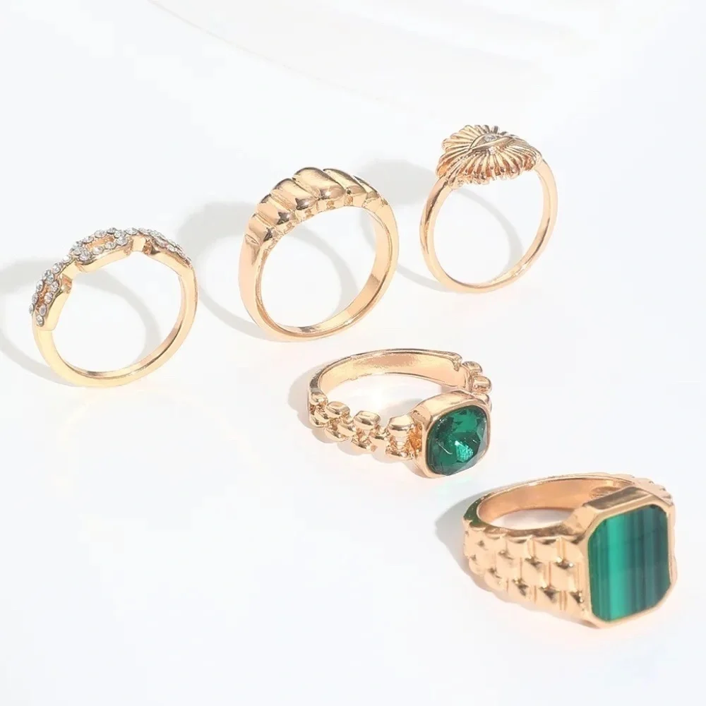 *XOEY* 5-Pc Gold x Green Gem Fashion Ring Set